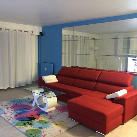 Grand Appartement A Louer Vue Sur Seine ムラン エクステリア 写真
