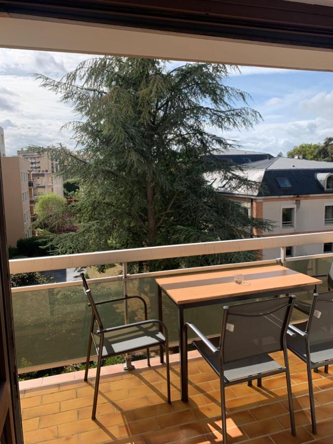 Grand Appartement A Louer Vue Sur Seine ムラン エクステリア 写真