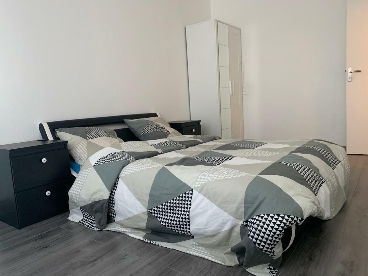 Grand Appartement A Louer Vue Sur Seine ムラン エクステリア 写真